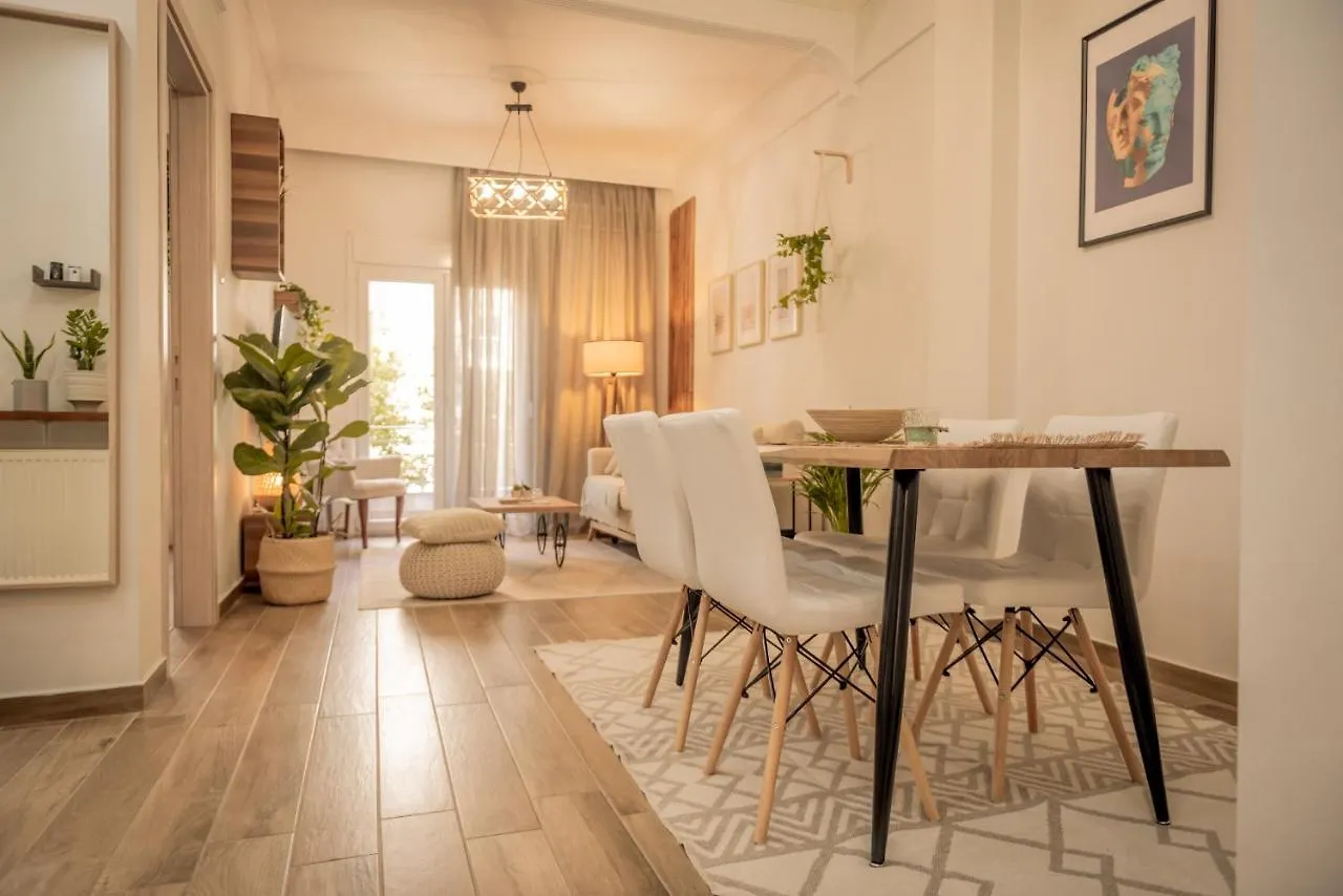 Aphrodite'S Apartment On Agia Sofia Midas Home Салоники